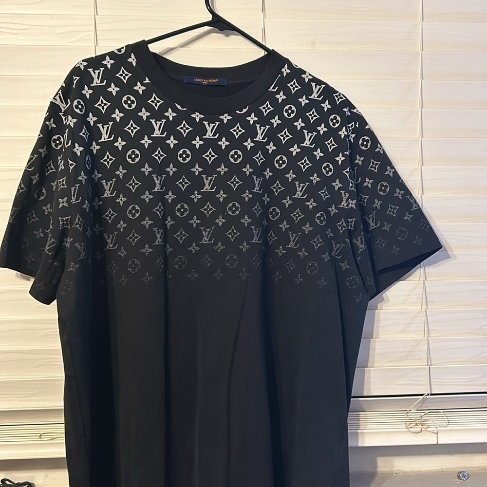 Authentic Louis Vuitton men shirt